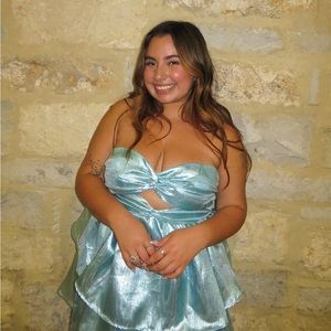 Meet your Posher, Valerie